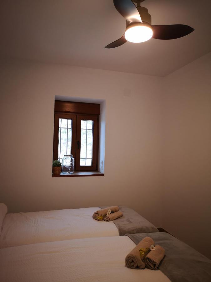 Cortijo Samadhi Guest House Lanjaron Luaran gambar